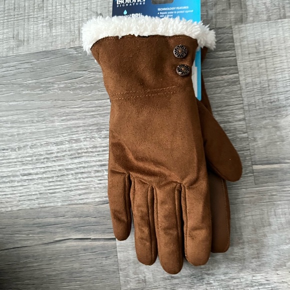 Isotoner Brown Gloves with White Trim - Picture 2 of 3